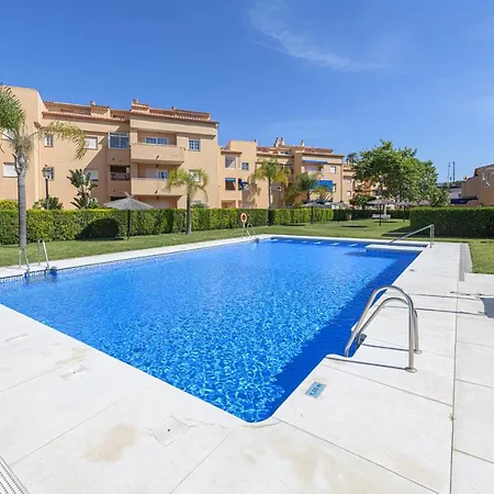 Wintowinrentals Very Close To The Beach, Pool & Free Parking * Marbella